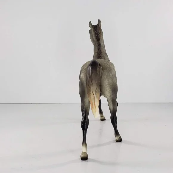 Breyer Horse Classic Hugo Saddle Club Eventing Dapple Grey Black Beauty #61105 - Picture 6 of 13